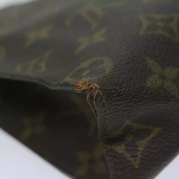 LOUIS VUITTON Monogram Poche Toilette 26 Pouch M47542 LV Auth 64042 - Picture 7 of 12